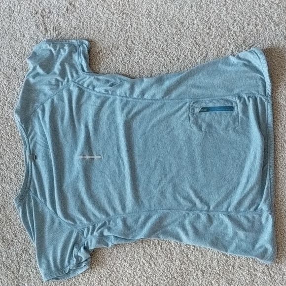 Nike "S" shirt 👕 - Picture 3 of 4